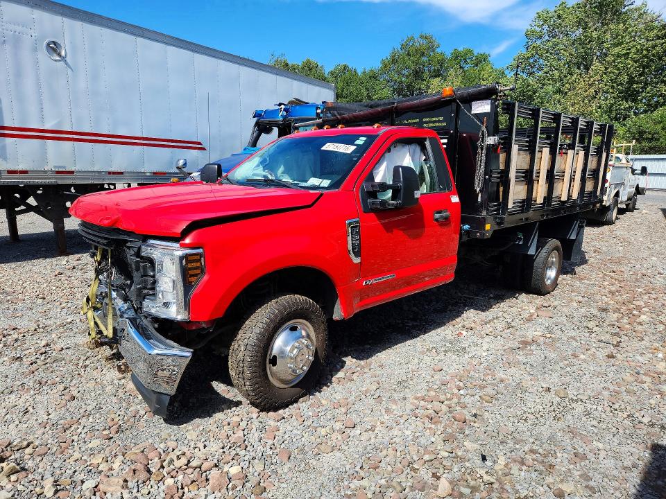 2018 Ford F350 მანქანა იყიდება აუქციონზე, vin: 1FDRF3HT0JEB46355, აუქციონის ნომერი: 67154716