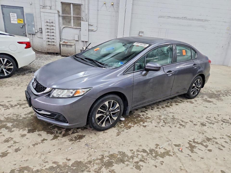 Продажа на аукционе авто 2014 Honda Civic, vin: 19XFB2F8XEE224310, номер лота: 69916336