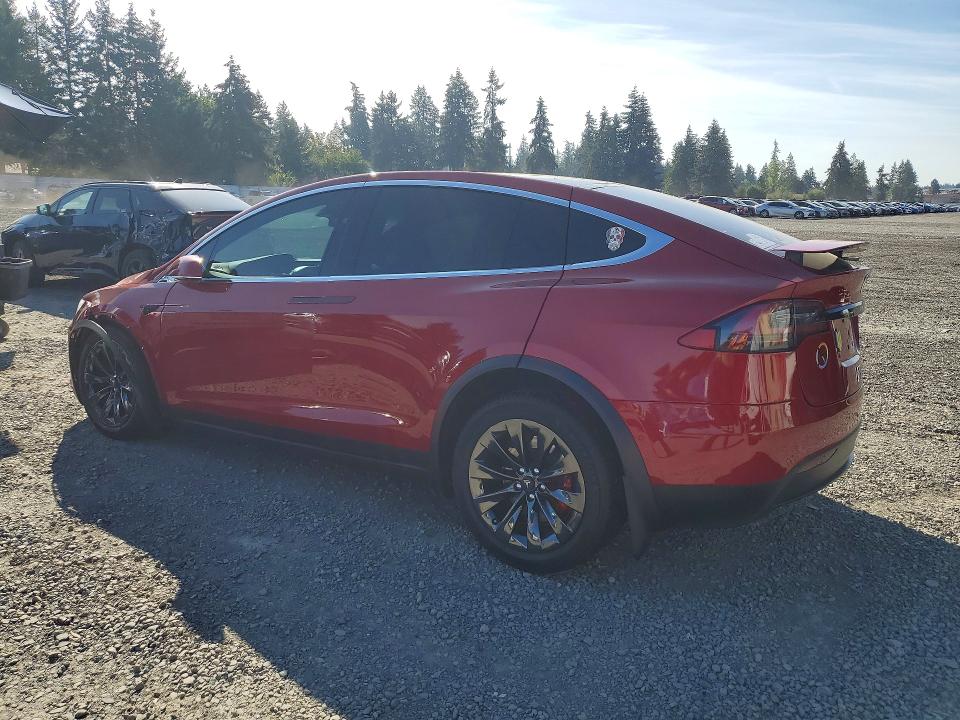 2018 Tesla Model X მანქანა იყიდება აუქციონზე, vin: 5YJXCDE47JF128229, აუქციონის ნომერი: 68206806