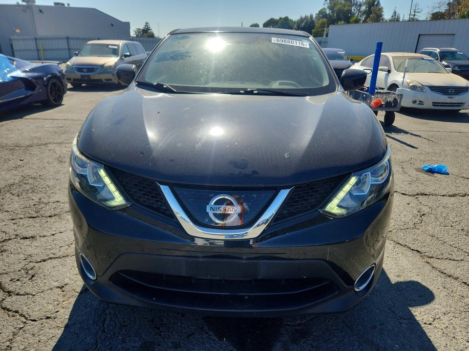 2018 Nissan Rogue Sport მანქანა იყიდება აუქციონზე, vin: JN1BJ1CP1JW190445, აუქციონის ნომერი: 69880116