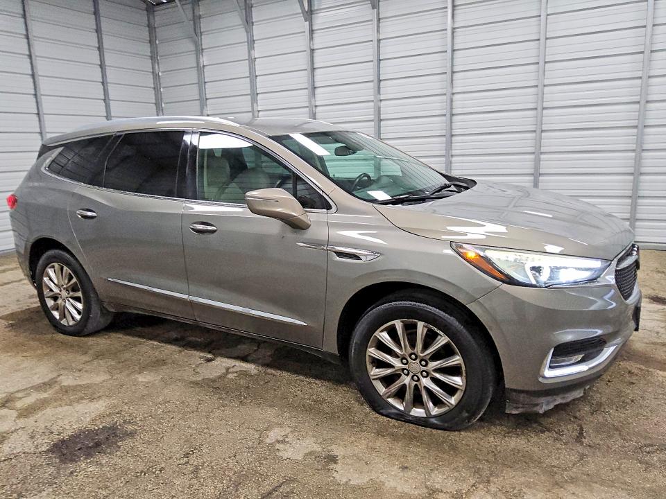 66429786 :رقم المزاد ، 5GAERCKW1JJ239875 vin ، 2018 Buick Enclave مزاد بيع