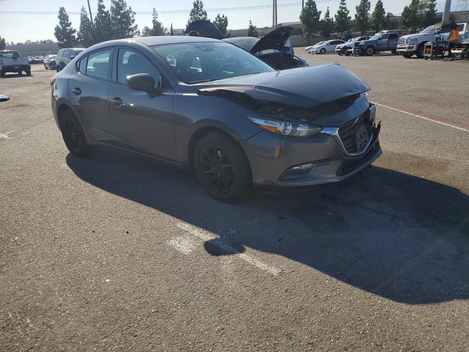 2018 Mazda 3 მანქანა იყიდება აუქციონზე, vin: 3MZBN1U74JM192056, აუქციონის ნომერი: 69435426