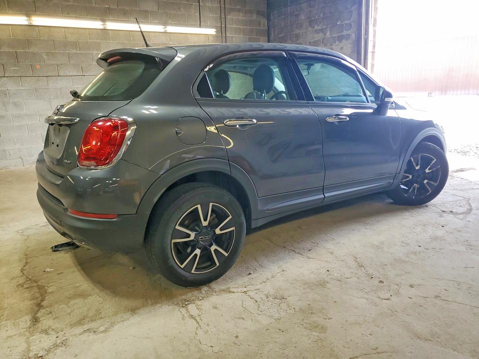 68856786 :رقم المزاد ، ZFBCFYAB1JP712460 vin ، 2018 Fiat 500x مزاد بيع