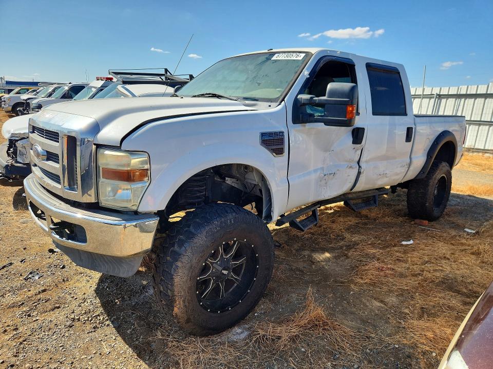 67730576 :رقم المزاد ، 1FTSW2BR5AEA16892 vin ، 2010 Ford F250 مزاد بيع