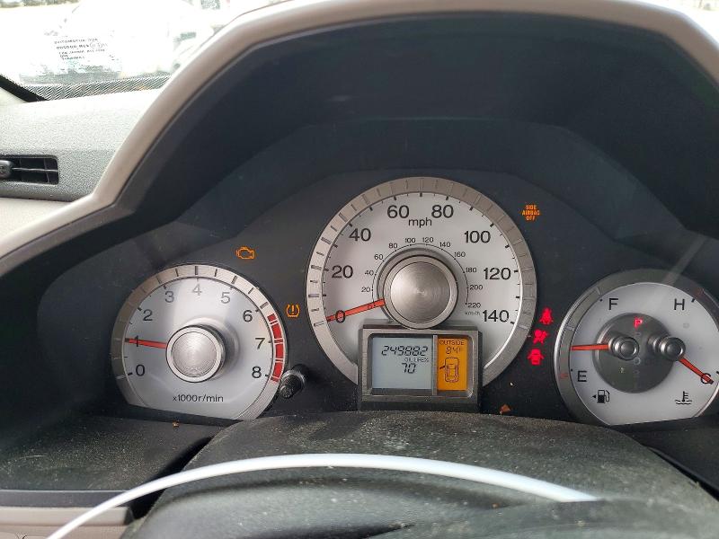 69703936 :رقم المزاد ، 5FNYF4H69BB026215 vin ، 2011 Honda Pilot مزاد بيع