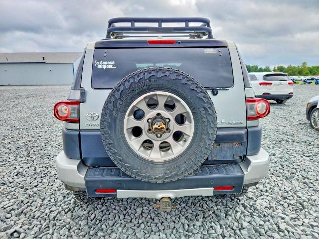 Продаж на аукціоні авто 2012 Toyota Fj Cruiser, vin: JTEBU4BF2CK123101, номер лоту: 69397116