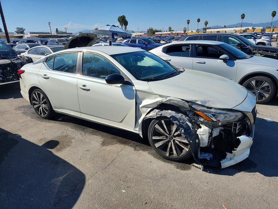 68008166 :رقم المزاد ، 1N4BL4CV8LC264283 vin ، 2020 Nissan Altima مزاد بيع