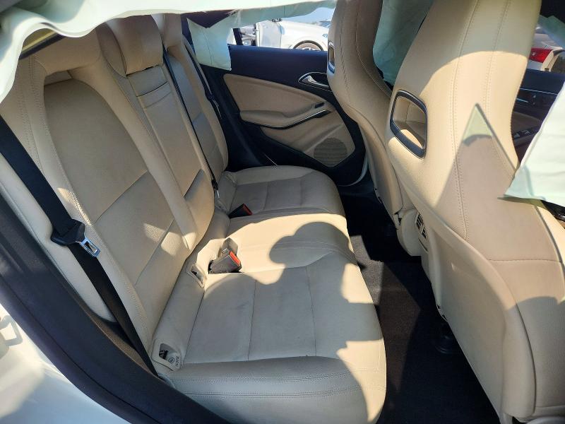 67831386 :رقم المزاد ، WDDSJ4EB3FN218510 vin ، 2015 Mercedes-benz Cla مزاد بيع