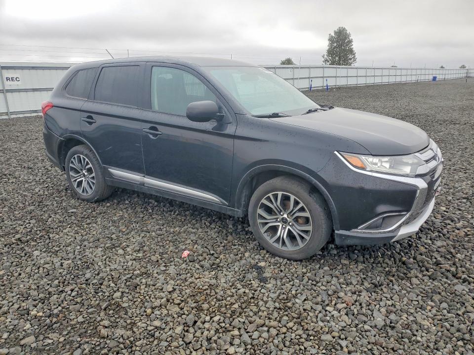 2016 Mitsubishi Outlander მანქანა იყიდება აუქციონზე, vin: JA4AZ3A32GZ037989, აუქციონის ნომერი: 68880306
