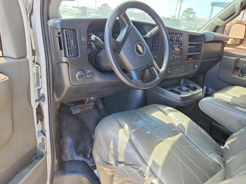 67667886 :رقم المزاد ، 1GCWGBFF4G1128064 vin ، 2016 Chevrolet Express G2500 مزاد بيع
