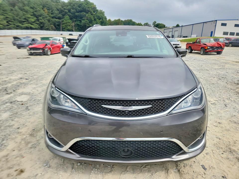 Продаж на аукціоні авто 2017 Chrysler Pacifica, vin: 2C4RC1EG9HR684025, номер лоту: 69002616