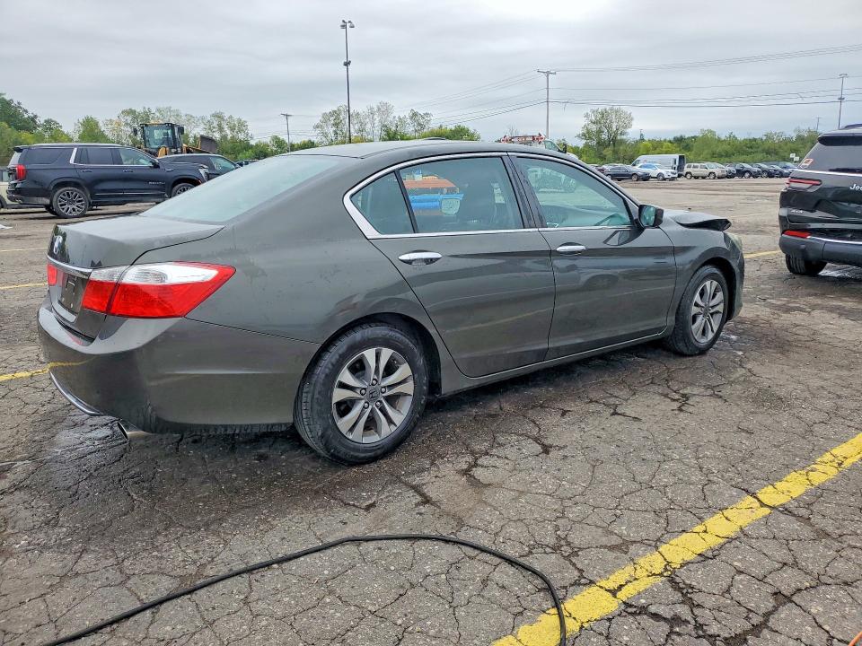 2013 Honda Accord მანქანა იყიდება აუქციონზე, vin: 1HGCR2F32DA252298, აუქციონის ნომერი: 68860776