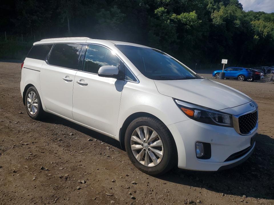 68140296 :رقم المزاد ، KNDMC5C12H6257292 vin ، 2017 Kia Sedona مزاد بيع