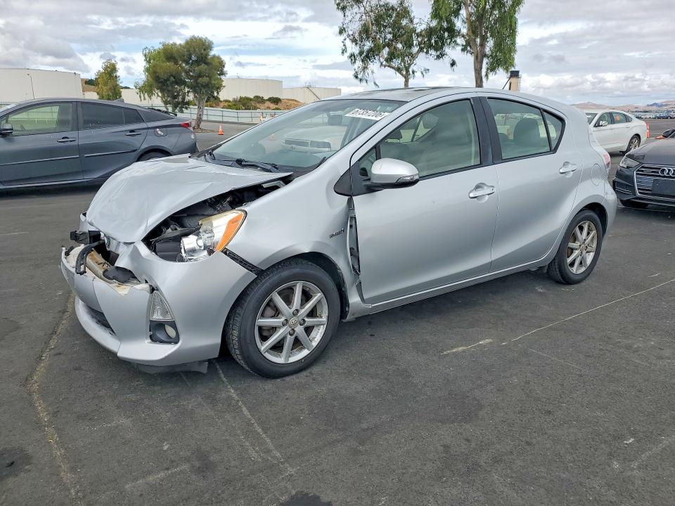 Продаж на аукціоні авто 2014 Toyota Prius C, vin: JTDKDTB30E1063414, номер лоту: 67357206