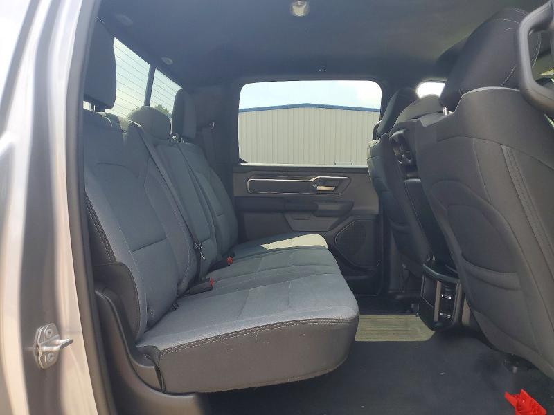 67195146 :رقم المزاد ، 1C6RREFG1MN767953 vin ، 2021 Ram 1500 مزاد بيع