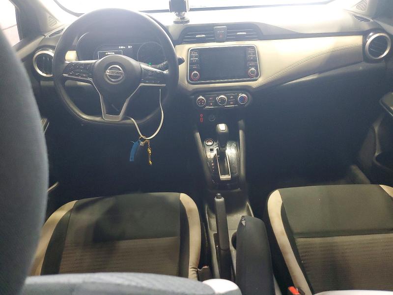 68290666 :رقم المزاد ، 3N1CN8EV8LL835811 vin ، 2020 Nissan Versa مزاد بيع