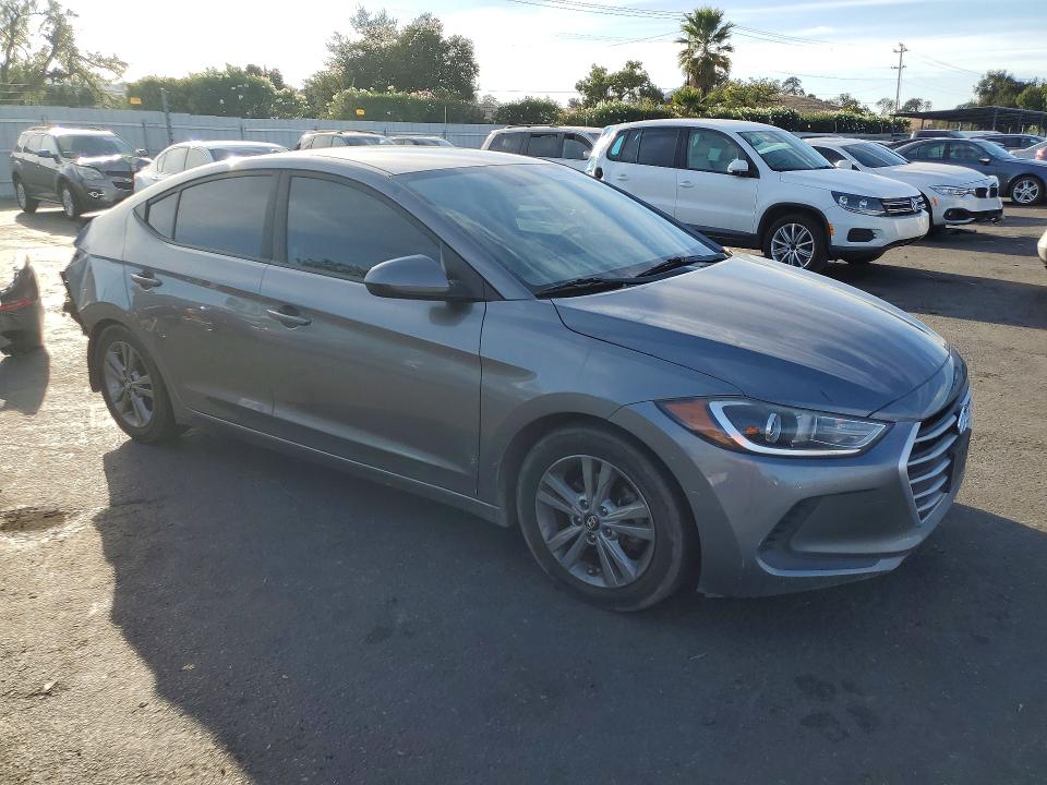 Продажа на аукционе авто 2018 Hyundai Elantra, vin: 5NPD84LF3JH327742, номер лота: 68341766
