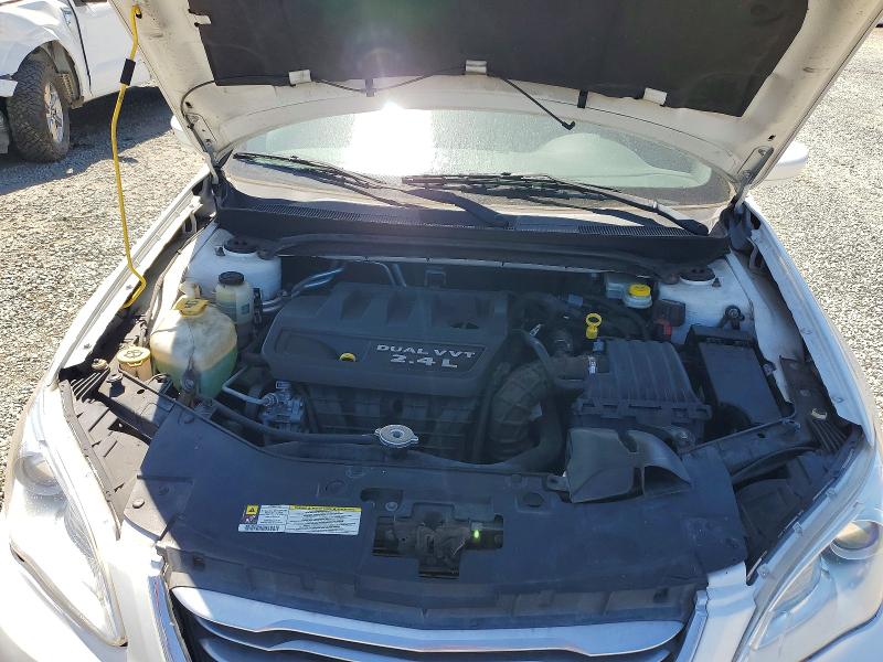 67528626 :رقم المزاد ، 1C3CCBAB9DN634811 vin ، 2013 Chrysler 200 مزاد بيع