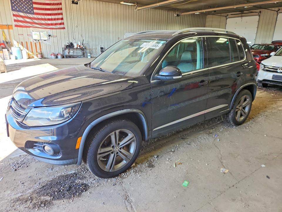 Продаж на аукціоні авто 2017 Volkswagen Tiguan, vin: WVGUV7AX4HK015796, номер лоту: 70539666