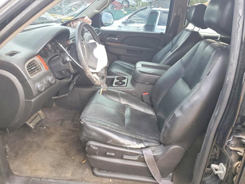 69761396 :رقم المزاد ، 1GNSKJE78CR100403 vin ، 2012 Chevrolet Suburban مزاد بيع