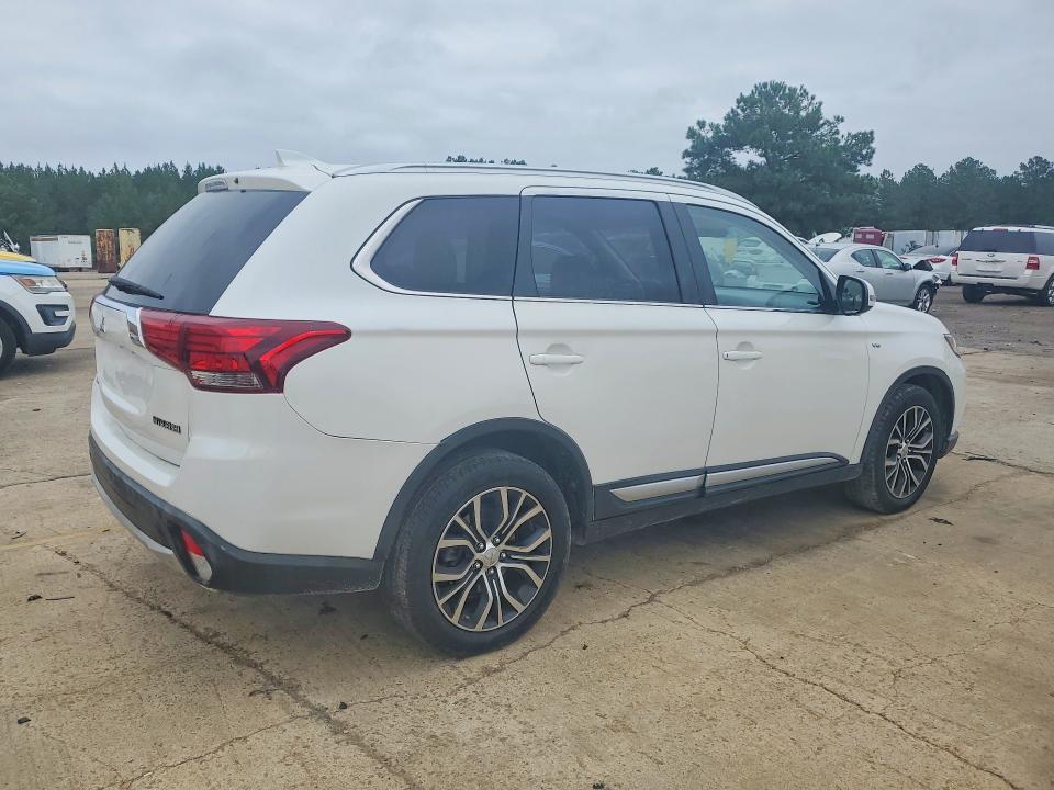 2017 Mitsubishi Outlander მანქანა იყიდება აუქციონზე, vin: JA4JZ4AX6HZ039867, აუქციონის ნომერი: 70506436