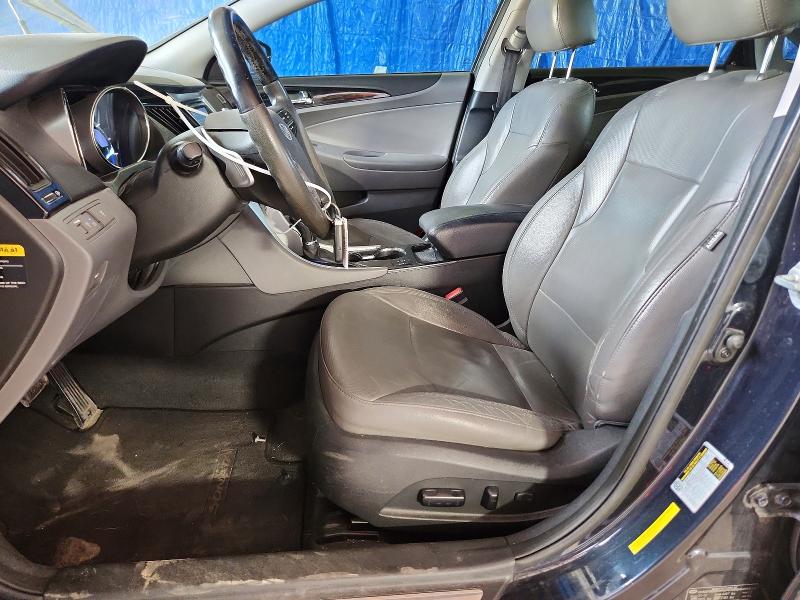 69310756 :رقم المزاد ، 5NPEC4AB1DH587449 vin ، 2013 Hyundai Sonata مزاد بيع