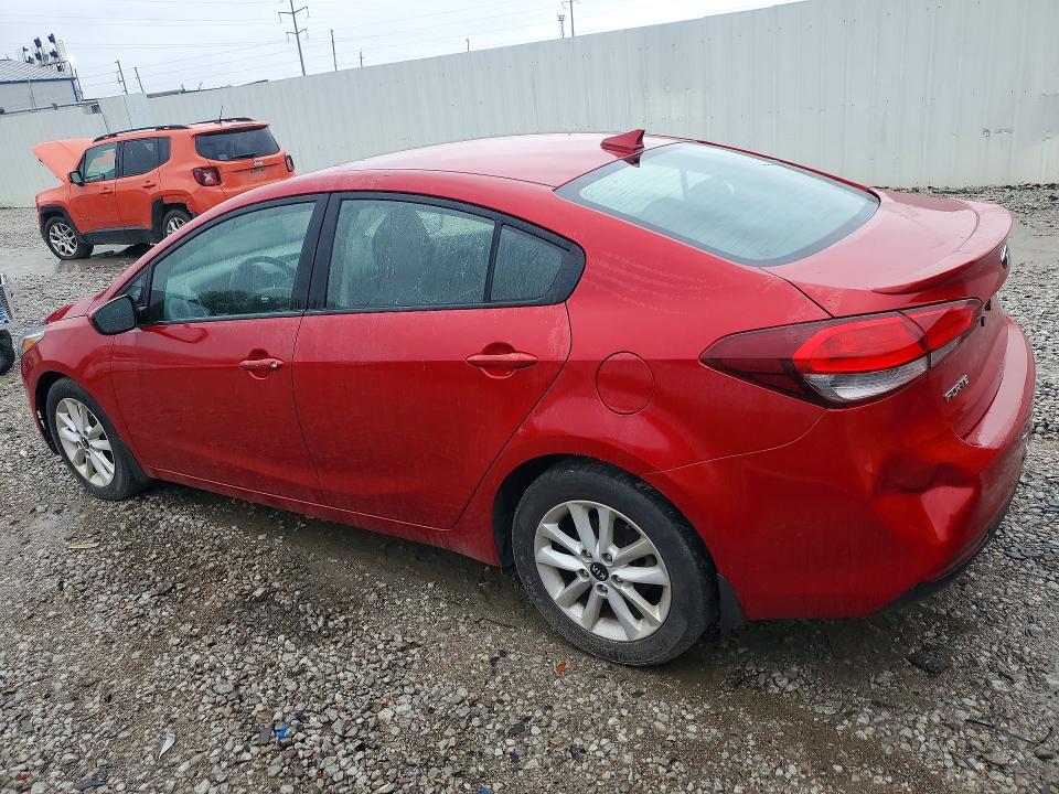 2017 Kia Forte მანქანა იყიდება აუქციონზე, vin: 3KPFL4A77HE158598, აუქციონის ნომერი: 69698776