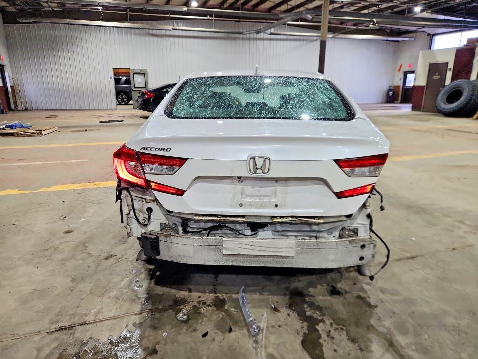 Продажа на аукционе авто 2018 Honda Accord, vin: 1HGCV1F68JA025094, номер лота: 69350946