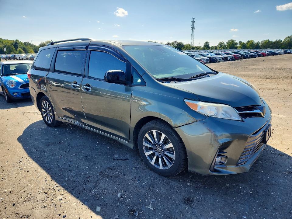 Aukcja sprzedaży 2018 Toyota Sienna, vin: 5TDDZ3DC8JS200491, numer aukcji: 68968856