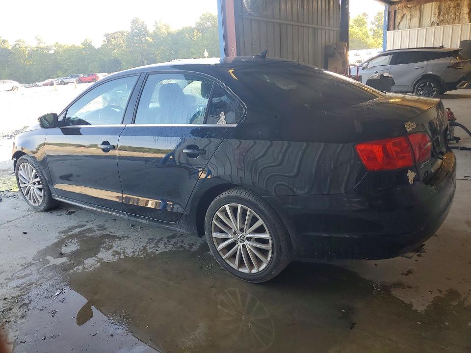 68219806 :رقم المزاد ، 3VWD17AJ7EM431080 vin ، 2014 Volkswagen Jetta مزاد بيع