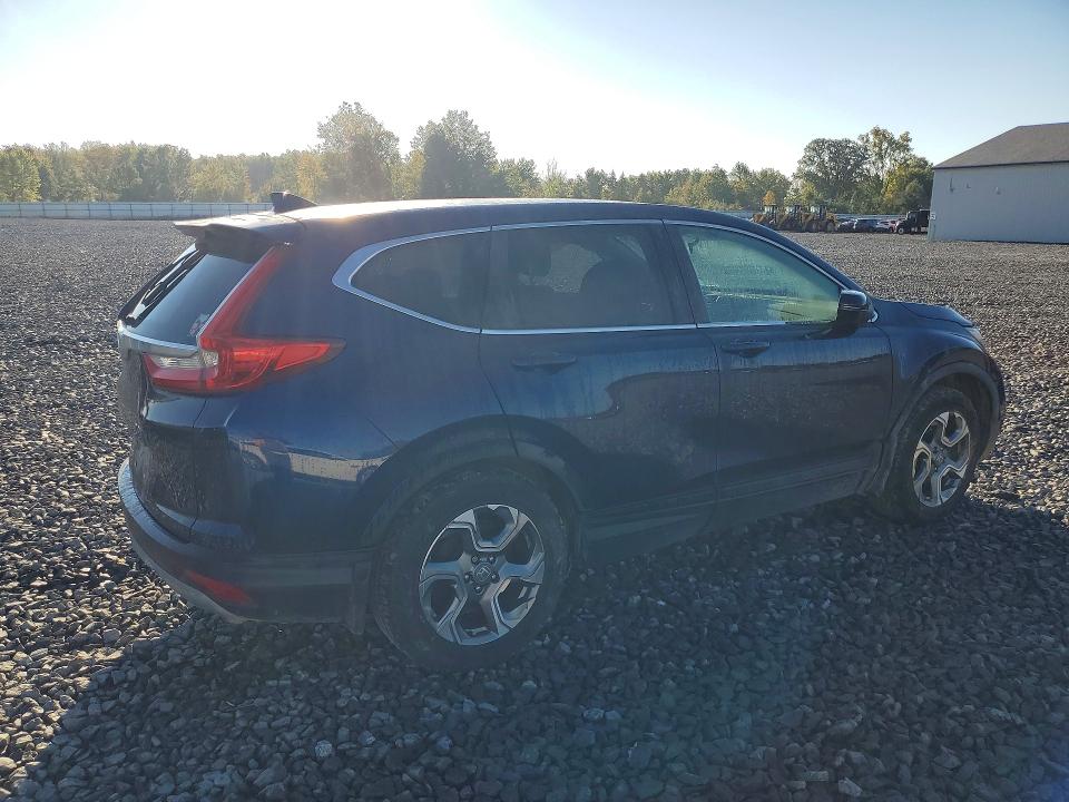 Продажа на аукционе авто 2018 Honda Cr-v, vin: 7FARW1H52JE051986, номер лота: 70811876