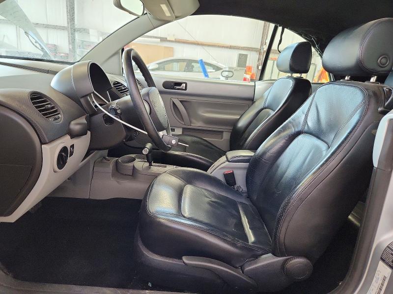 69199516 :رقم المزاد ، 3VWDD21Y84M303971 vin ، 2004 Volkswagen New Beetle مزاد بيع