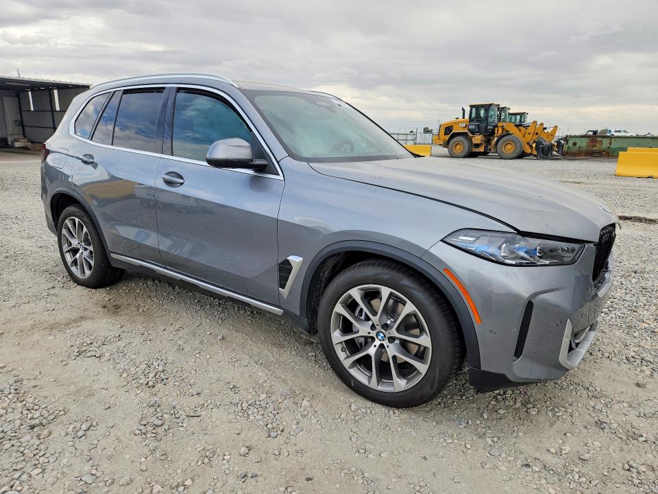 69531806 :رقم المزاد ، 5UX23EU04T9422035 vin ، 2026 Bmw X5 مزاد بيع