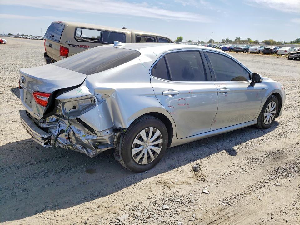 67848636 :رقم المزاد ، 4T1C31AK0LU522758 vin ، 2020 Toyota Camry مزاد بيع