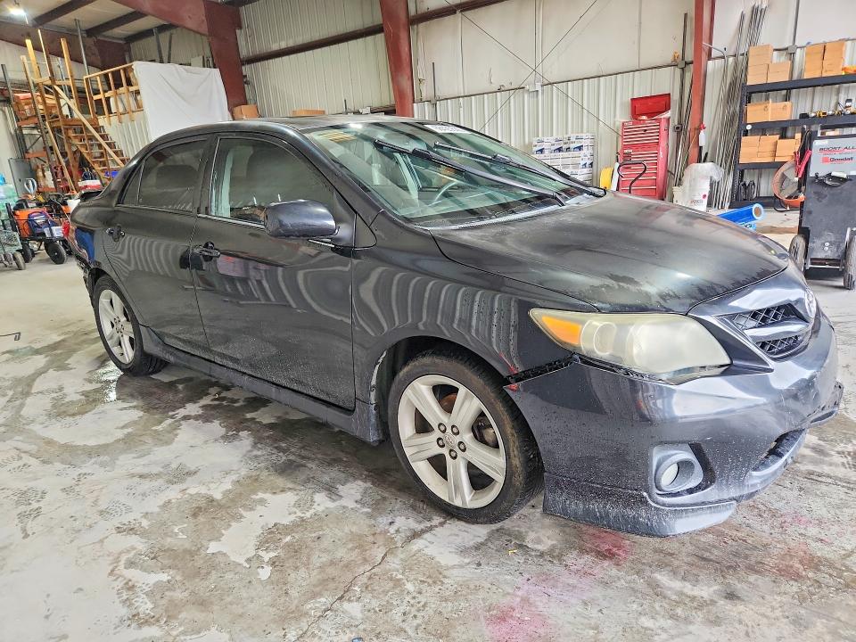 68425606 :رقم المزاد ، 5YFBU4EE4DP214445 vin ، 2013 Toyota Corolla مزاد بيع