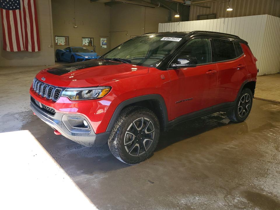 70726356 :رقم المزاد ، 3C4NJDDN8ST556854 vin ، 2025 Jeep Compass مزاد بيع