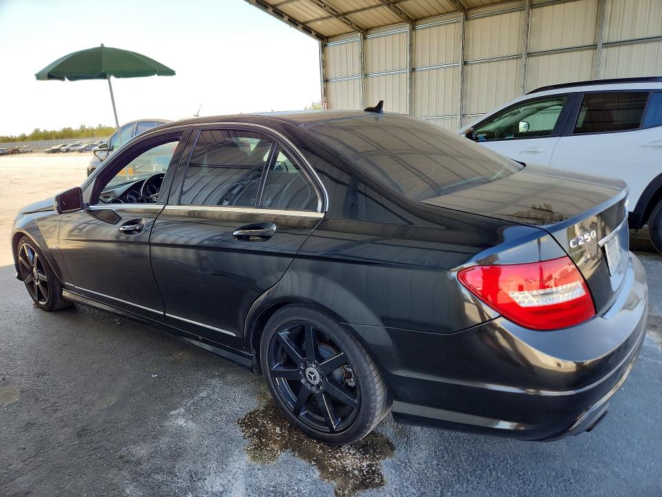 Продажа на аукционе авто 2012 Mercedes-benz C, vin: WDDGF4HB2CA625109, номер лота: 71035066