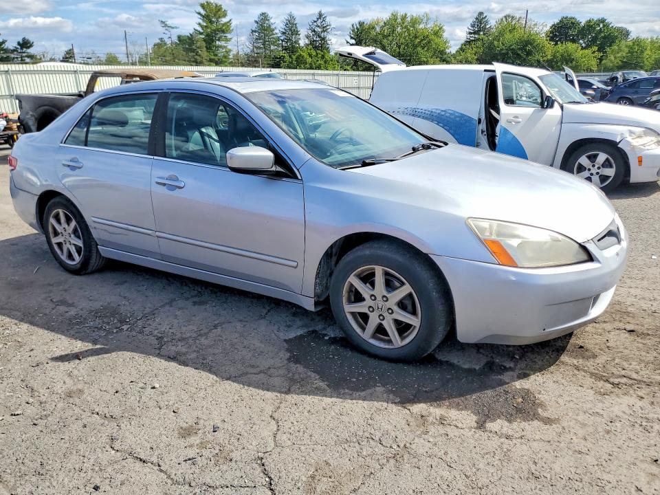 Продаж на аукціоні авто 2003 Honda Accord, vin: 1HGCM66533A036529, номер лоту: 70070926