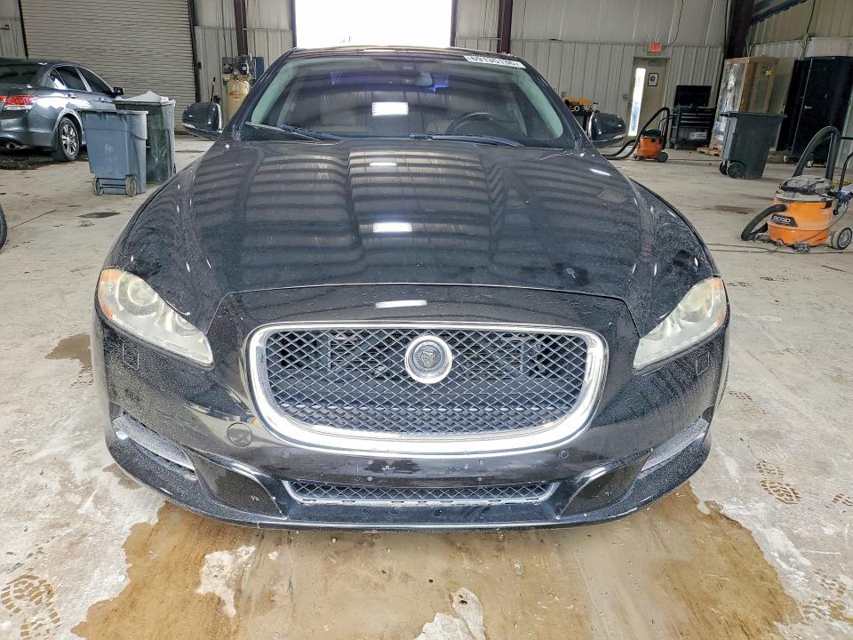 Auction sale of the 2014 Jaguar Xj, vin: SAJWA1GT0EMV70059, lot number: 69135136