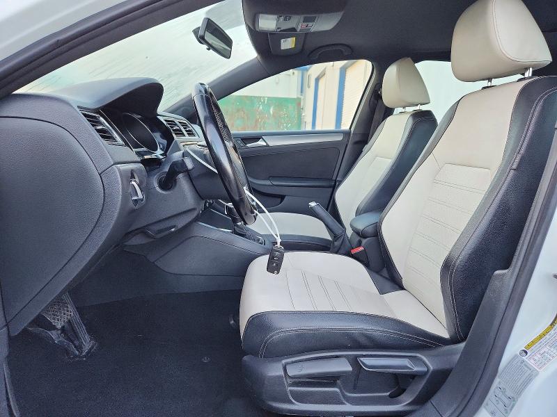 69899206 :رقم المزاد ، 3VWD17AJ9HM409683 vin ، 2017 Volkswagen Jetta مزاد بيع