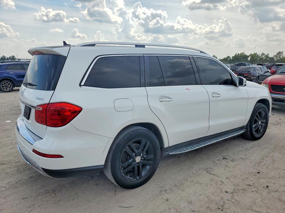 Продаж на аукціоні авто 2015 Mercedes-benz Gl, vin: 4JGDF6EE4FA619254, номер лоту: 70610726