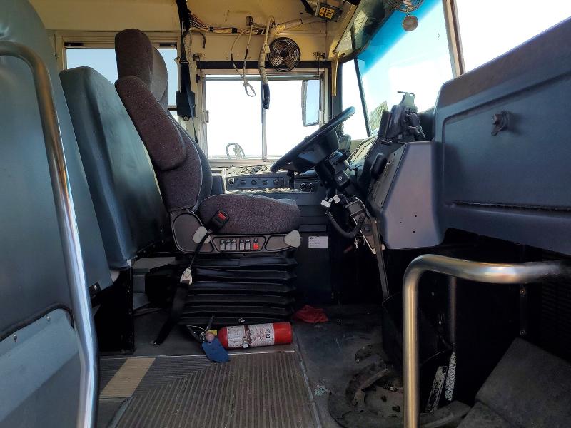 Продажа на аукционе авто 2015 Blub School Bus, vin: 1BAKFCPA9FF310770, номер лота: 67562536