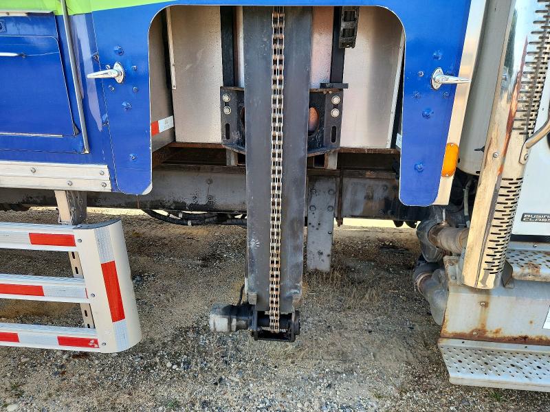 68005466 :رقم المزاد ، 1FVACXDT3CHBD5751 vin ، 2012 Freightliner M2 مزاد بيع