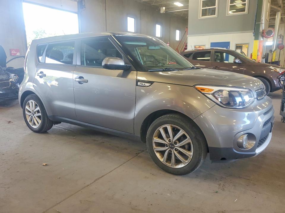 67442146 :رقم المزاد ، KNDJP3A55J7559810 vin ، 2018 Kia Soul مزاد بيع