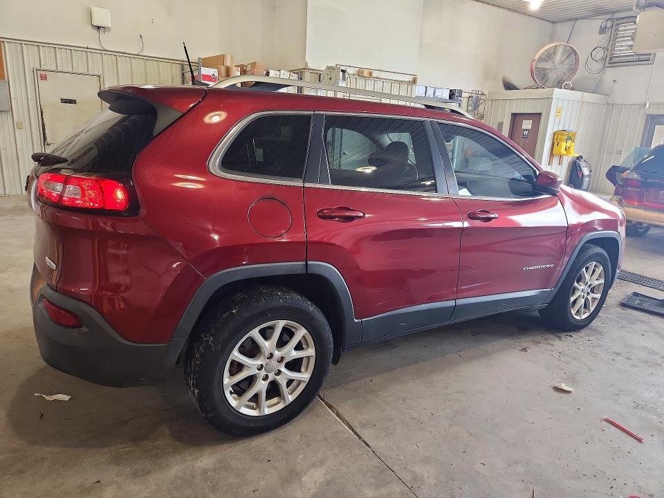 69809366 :رقم المزاد ، 1C4PJMCB1GW117318 vin ، 2016 Jeep Cherokee مزاد بيع