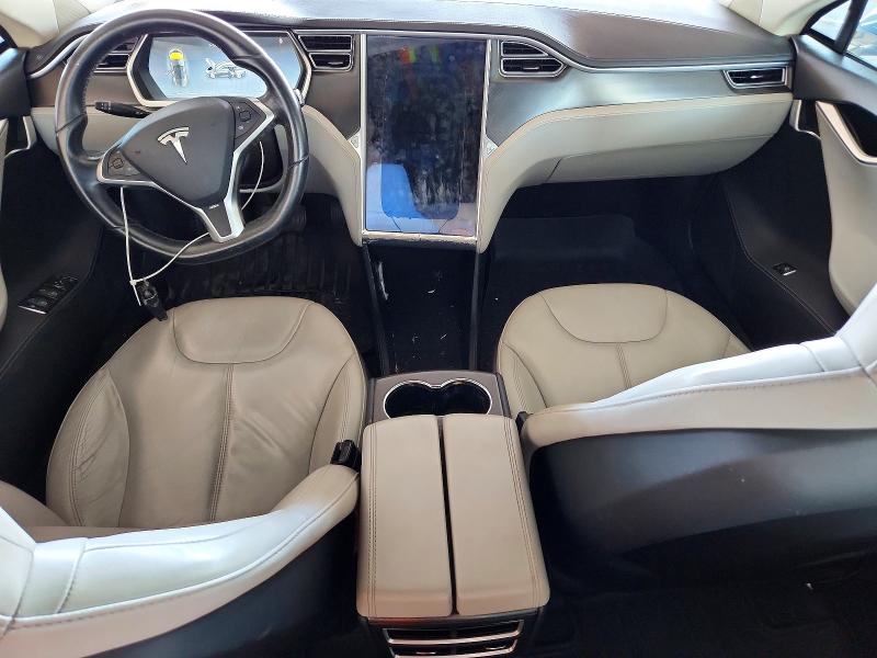 67684746 :رقم المزاد ، 5YJSA1CNXDFP27222 vin ، 2013 Tesla Model S مزاد بيع