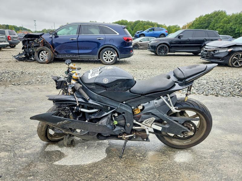 70810746 :رقم المزاد ، JYARJ16E58A003040 vin ، 2008 Yamaha Yzfr6 مزاد بيع