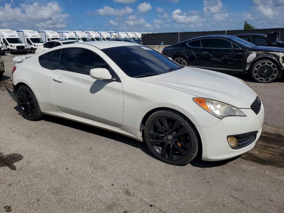 2011 Hyundai Genesis Coupe მანქანა იყიდება აუქციონზე, vin: KMHHT6KD2BU046109, აუქციონის ნომერი: 68620656
