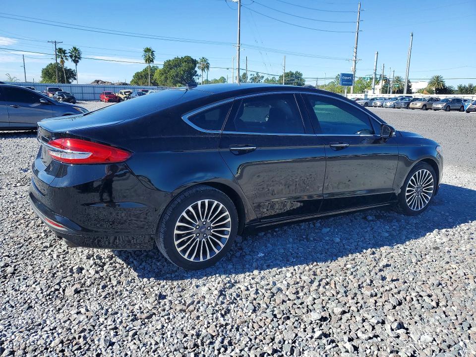 69757206 :رقم المزاد ، 3FA6P0HD8HR353195 vin ، 2017 Ford Fusion مزاد بيع