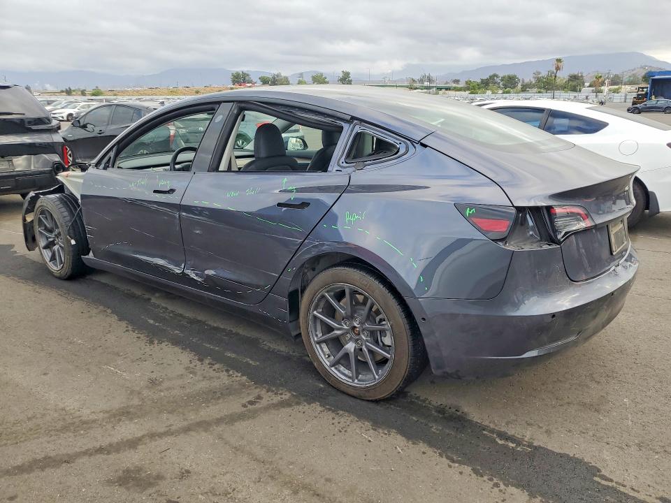 69008006 :رقم المزاد ، 5YJ3E1EA5PF686604 vin ، 2023 Tesla Model 3 مزاد بيع